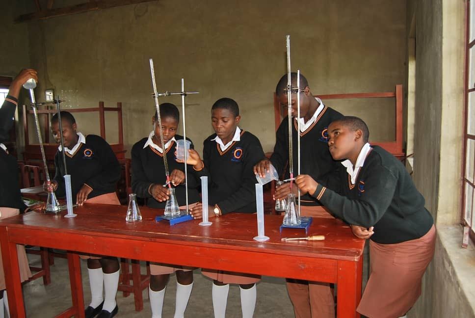 Students doing a chemistry practical